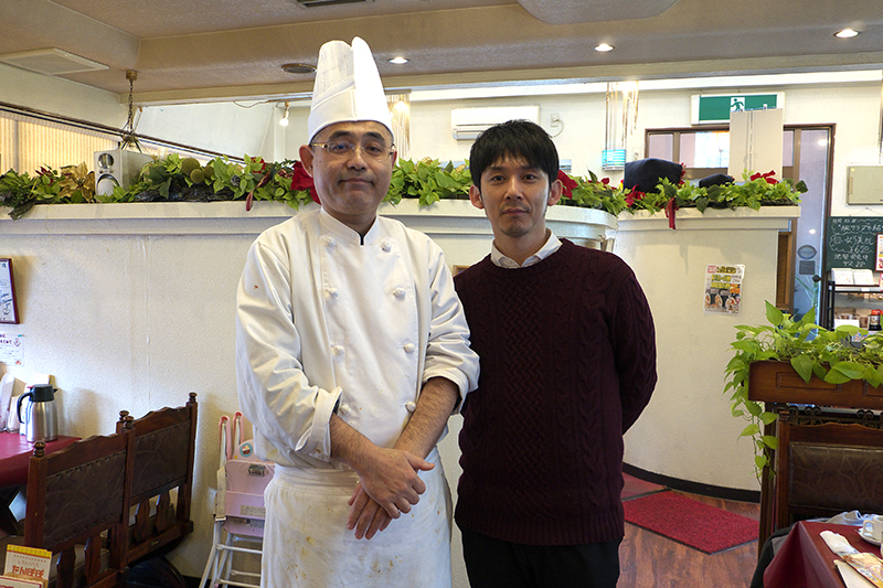 オーナーシェフの菅田さんと記念撮影