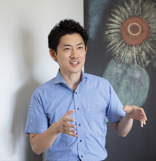 塩生好紀さんプロフェール写真