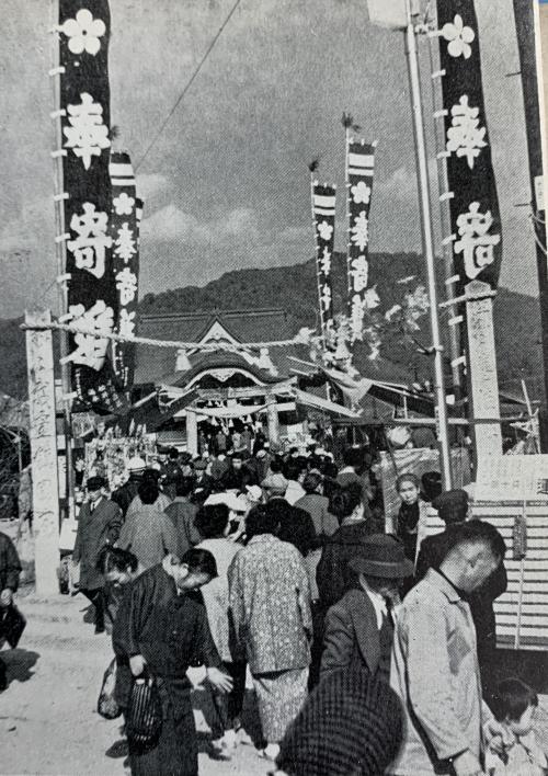 天神祭りの様子
