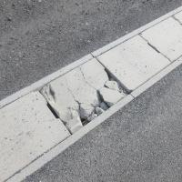 側溝の破損