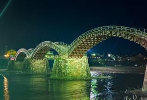 ライトアップ錦帯橋