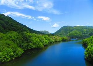 翠の湖畔