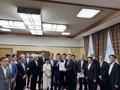 財務省　要望活動（加藤財務大臣）