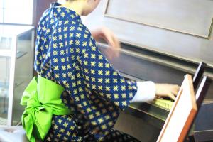 ストリートピアノin岩国学校の様子２