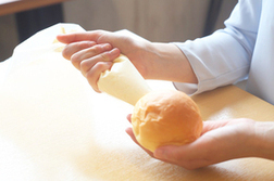 八天堂ビレッジでパン作り（三原市）