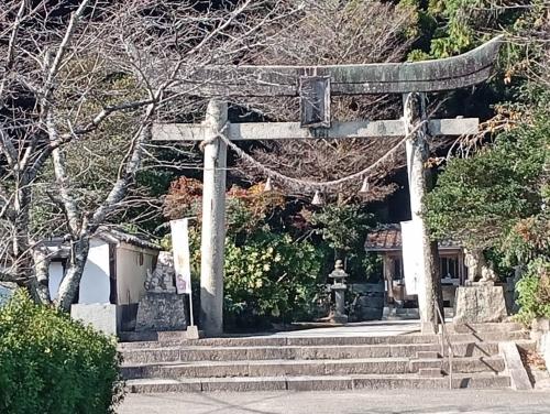 ジュニア部門 入選 「横山にある神社」
