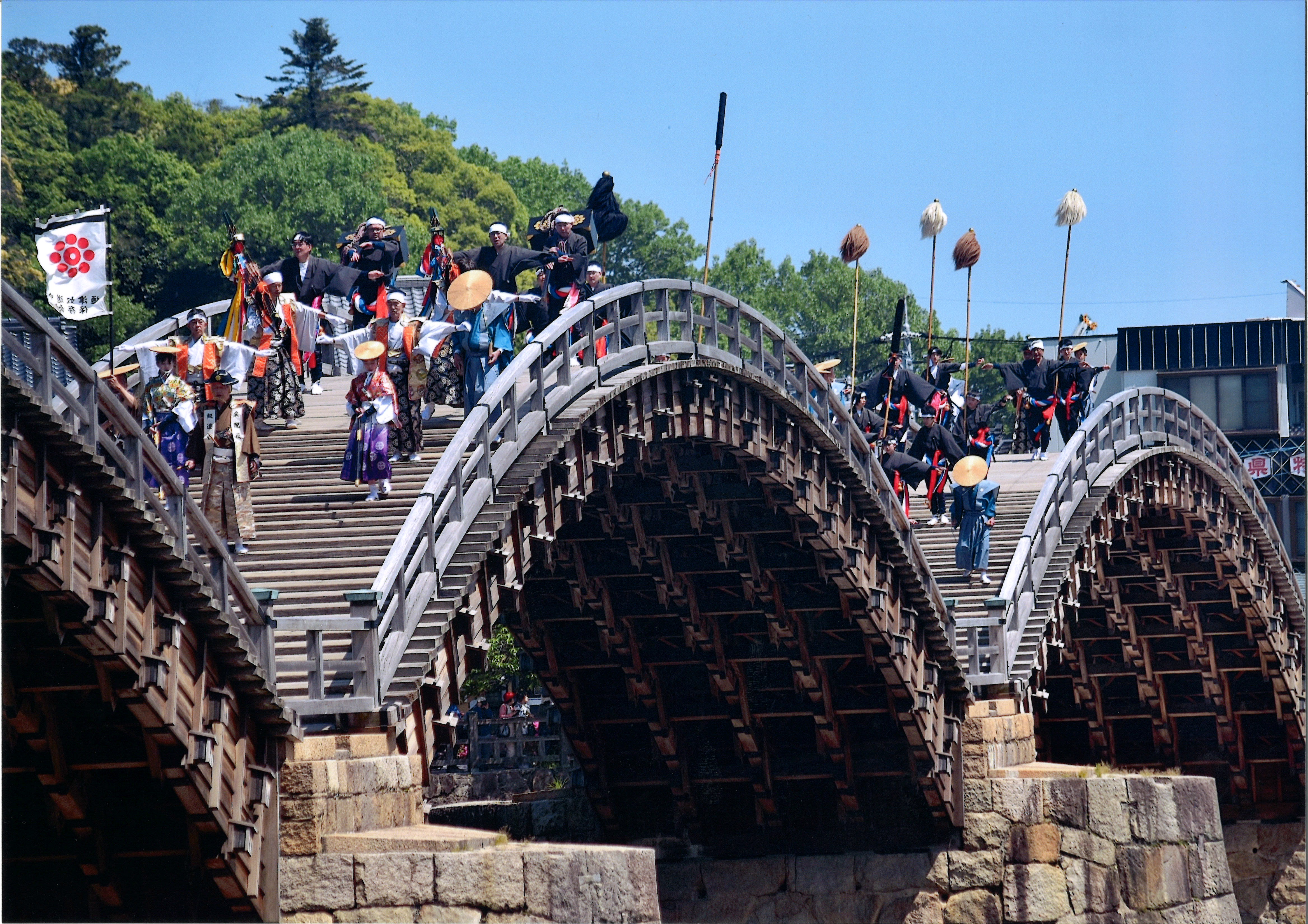 一般部門 入選 「錦を渡る」