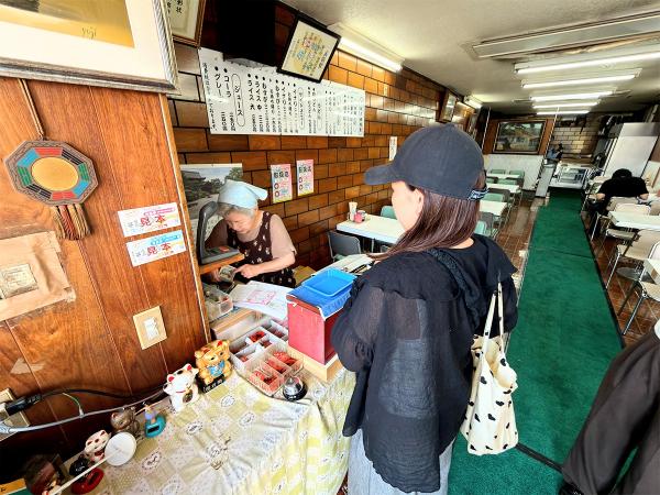 スエヒロ店内3