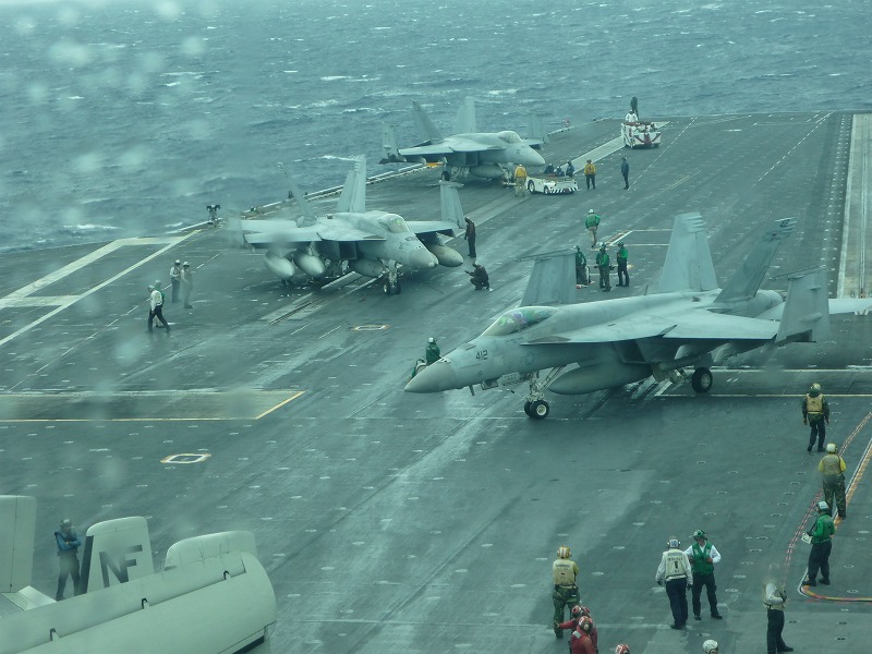 空母艦載機