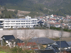 錦中学校グラウンドの画像1