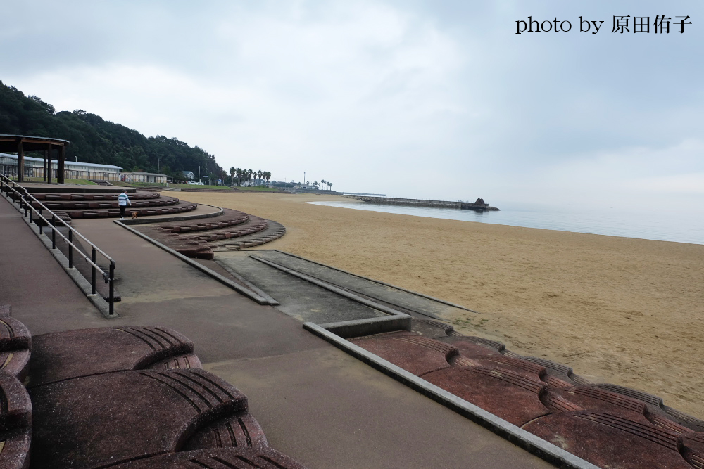 海と砂浜