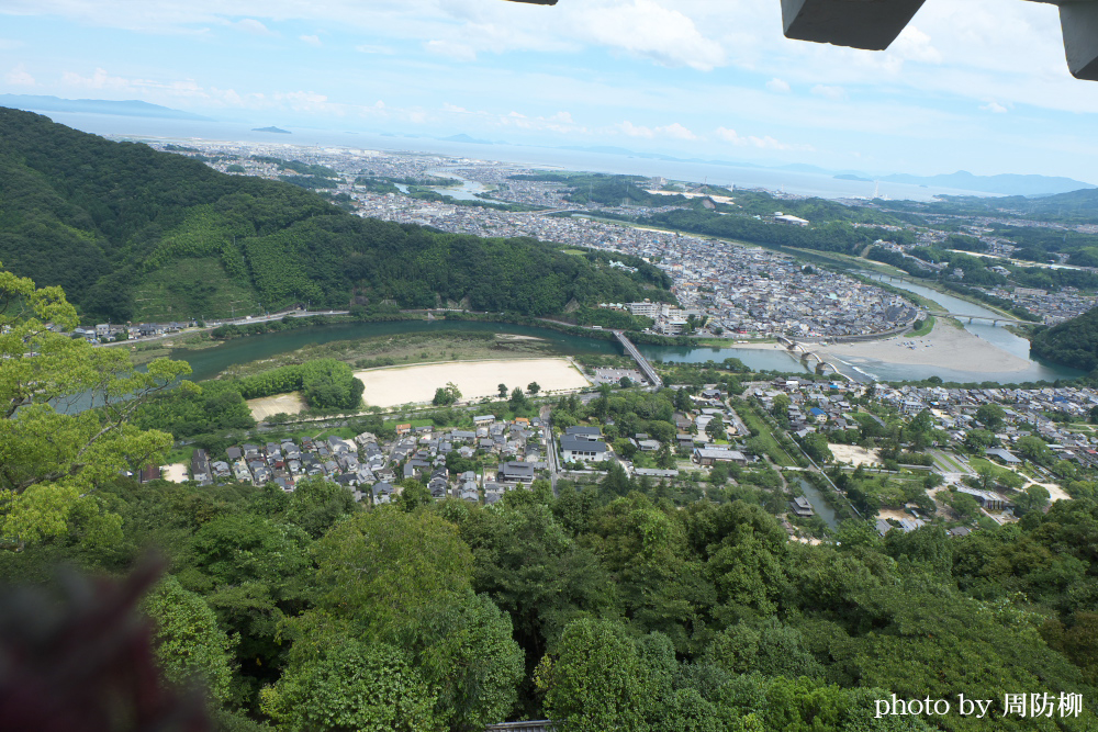 岩国城からの市街の風景