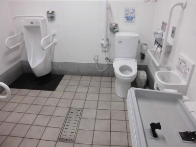 吉香公園入口トイレ写真2