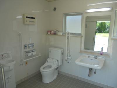 トイレ写真2